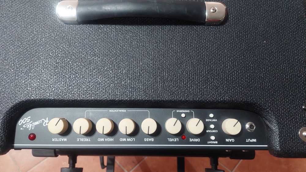 FENDER RUMBLE 500 V3 Amplificador Combo p  Baixo