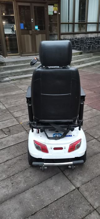 Електро скутер для людей з обмеженими можливостями Vermeiren Carpo 4