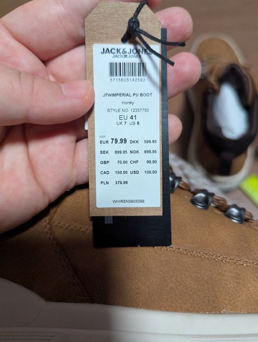 Стильні чоловічі черевики Jack & Jones з екошкіри коричневого кольору.