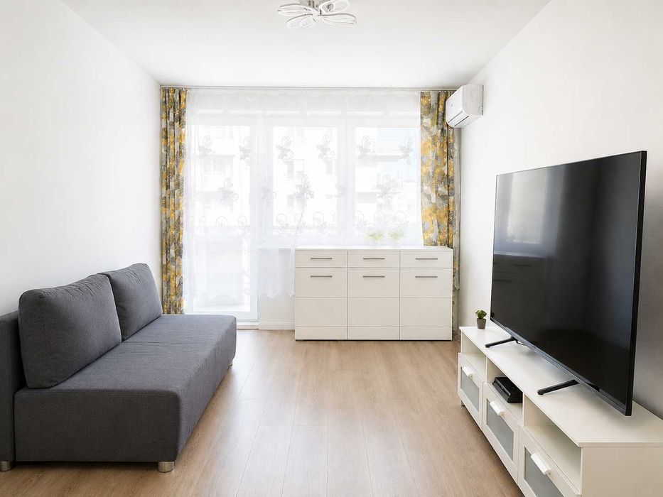 Mieszkanie 55 m, 3 pokoje Bezpośrednio