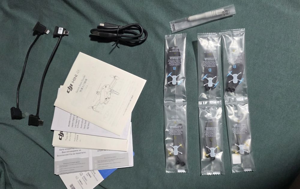 Drone Mini 4K Fly More Combo