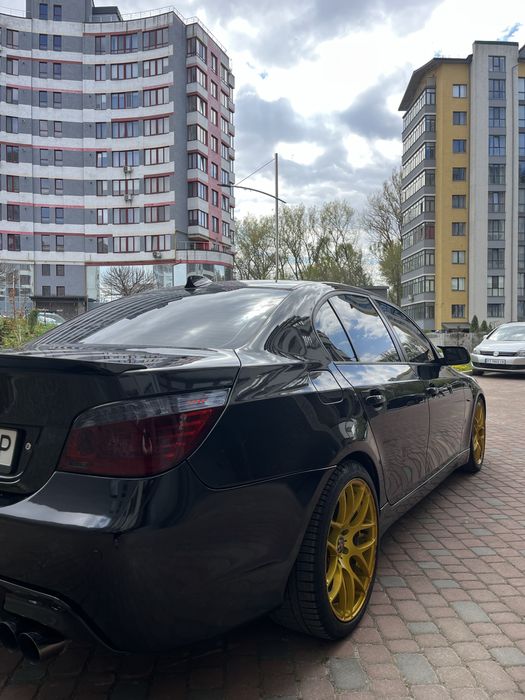 BMW E60 540 twin turbo !