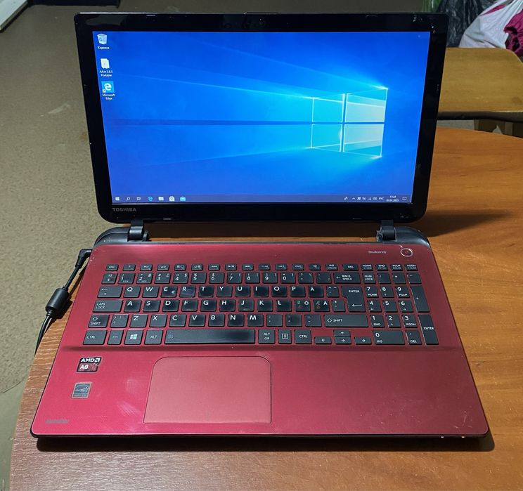Ноутбук Toshiba Satellite L50-B-171 15.6"/4GB RAM/500GB HDD! N2172