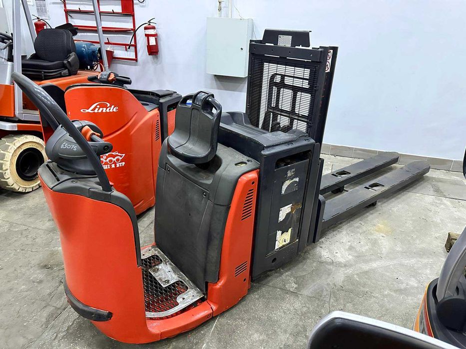 Комплектувальник замовлень LINDE N 20 LX. Висота підйому 960 мм.