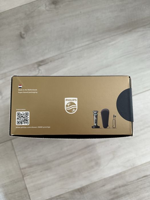 Електробритва PHILIPS Norelco i9000 Prestige XP9203/81