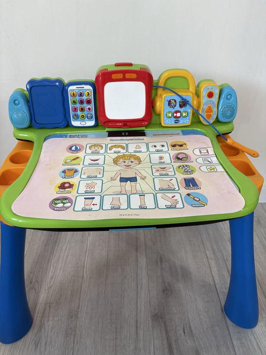 interaktywny stolik edukacyjny VTech