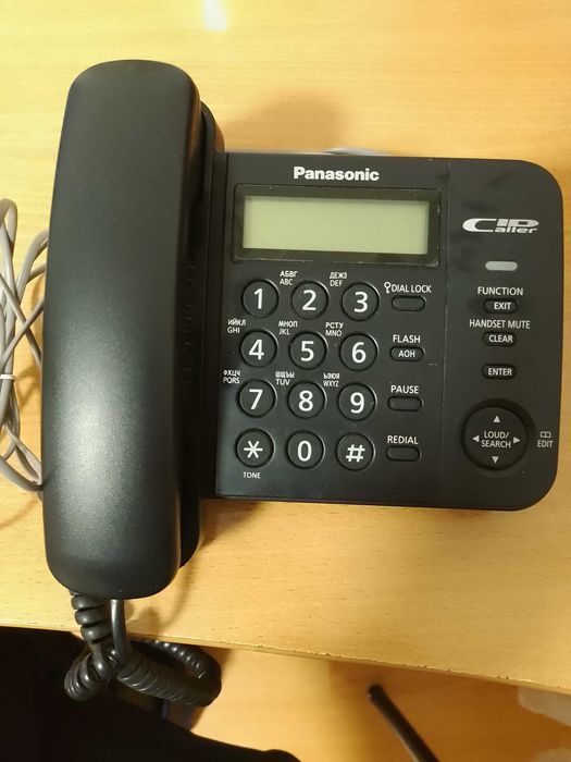 Телефон Panasonic KX-TS2356UA