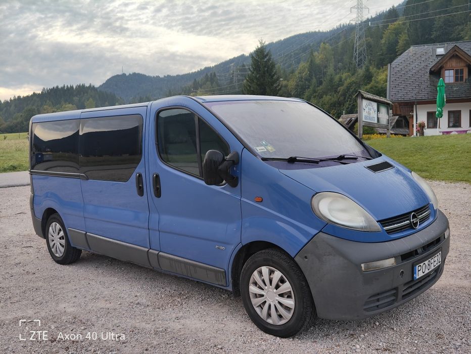 Opel Vivaro 9 osobowy benzyna/lpg