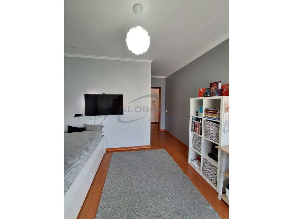 T3 com excelentes áreas e 2 varandas oportunidade com elevado poten...
