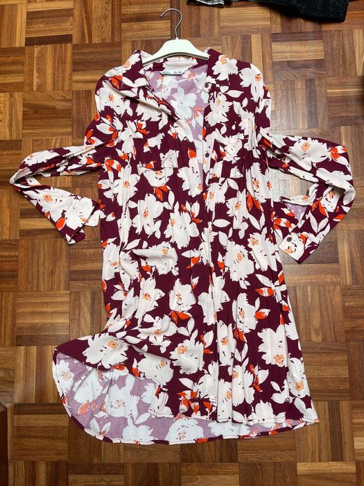 Casacos e vestidos