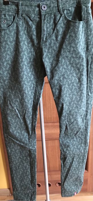 Spodnie damskie zielone oryginalne rurki regular edc r. 36