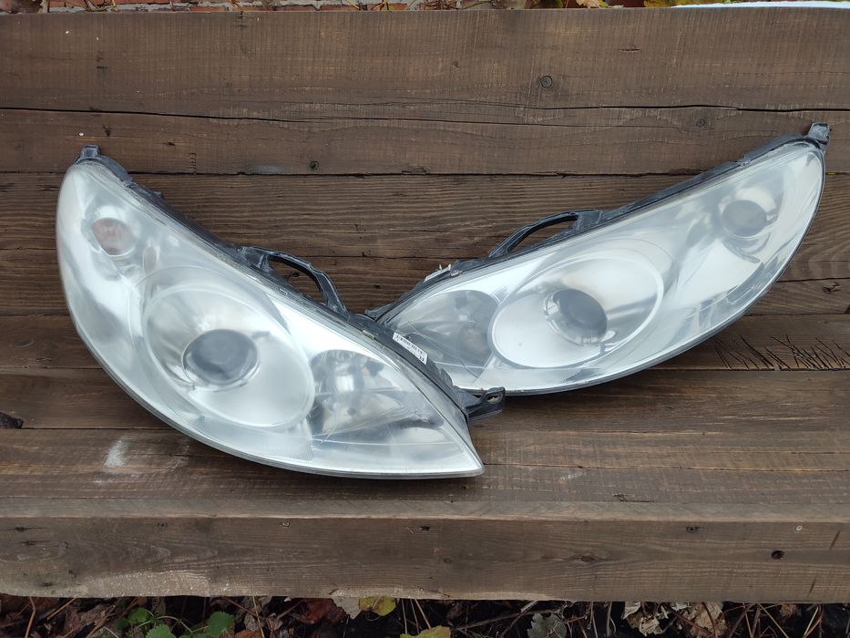 Пежо 407 фари фара ліва Peugeot