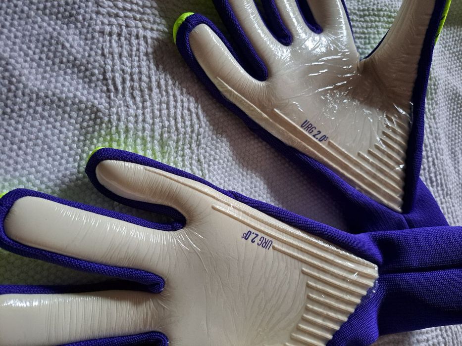 Вратарские перчатки Adidas X Pro (размер 9.5)
крій з внутр