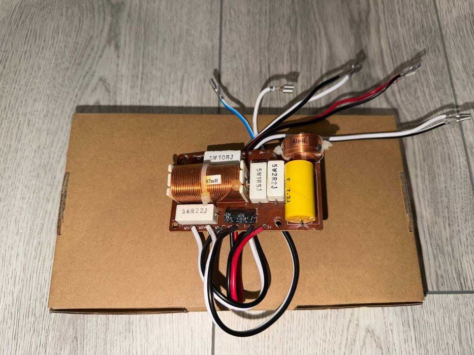 Фільтр (кросовер) від центрального каналу Heco Krypton