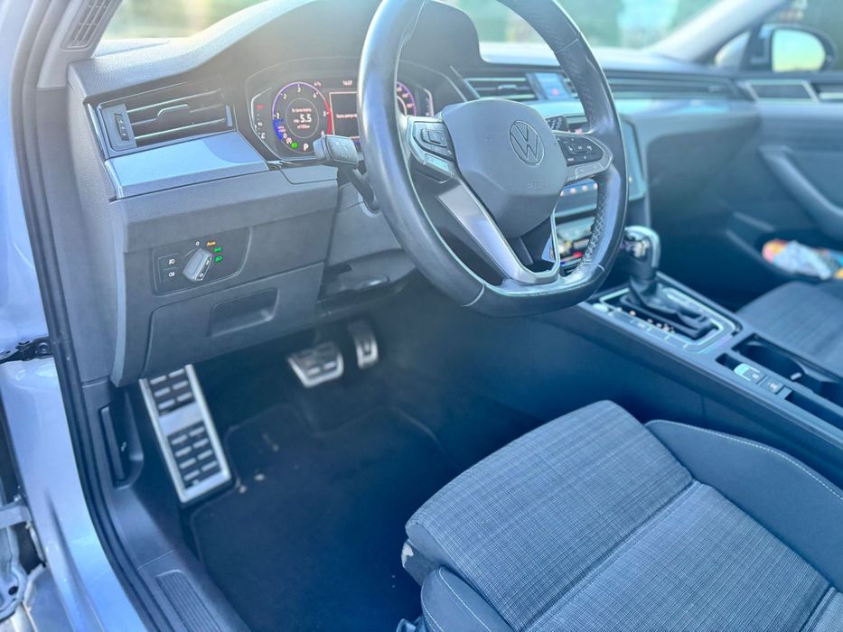 Volkswagen Passat 2021 B8 (FL)  •  2.0TDI DSG (150 к.с.)
