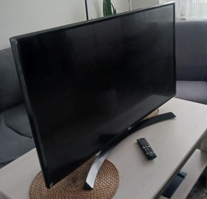Sprzedam Telewizor LG 42