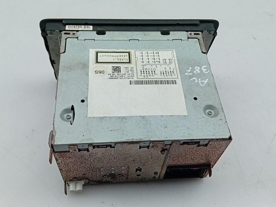 Rádio / auto-rádio AUDI A3 (8P1)