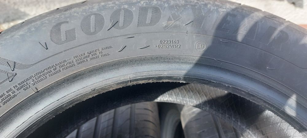 Продам шины 215/55/R17 98W GOODYEAR EfficientGrip Performance 2