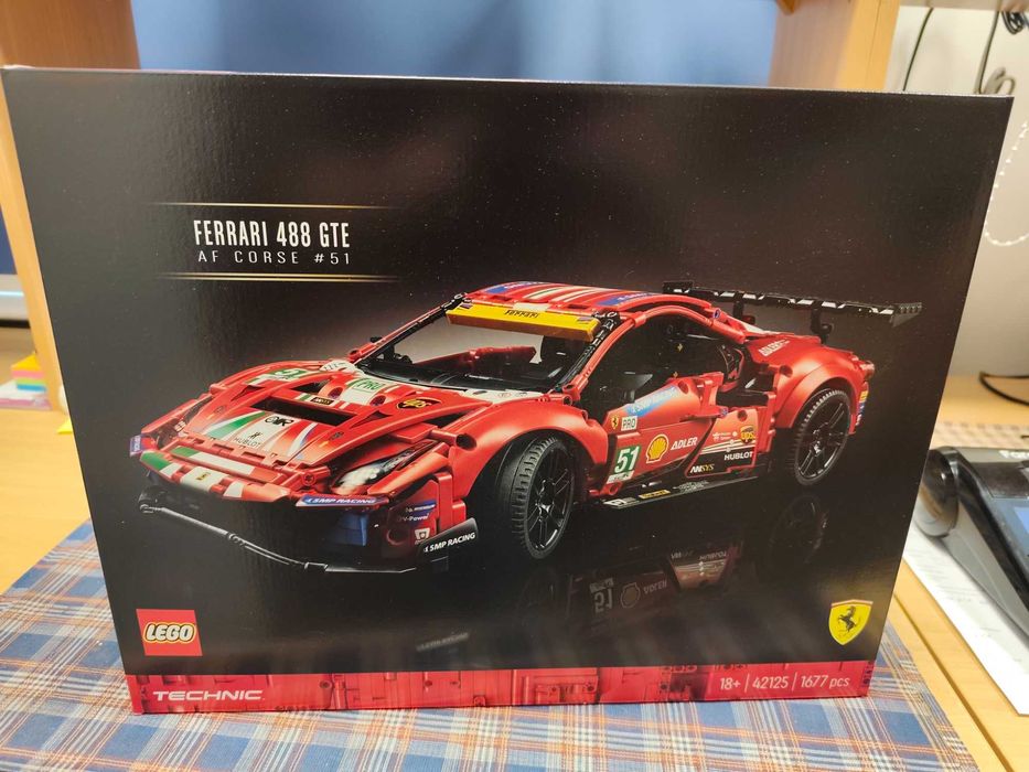 LEGO technic Ferrari 488 GTE Af Corse 42125