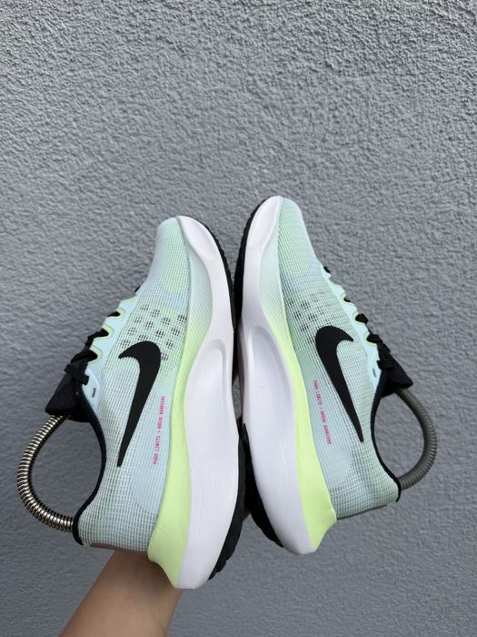Nike zoom fly 5 кроссовки оригинал 37 размер оригинал найк