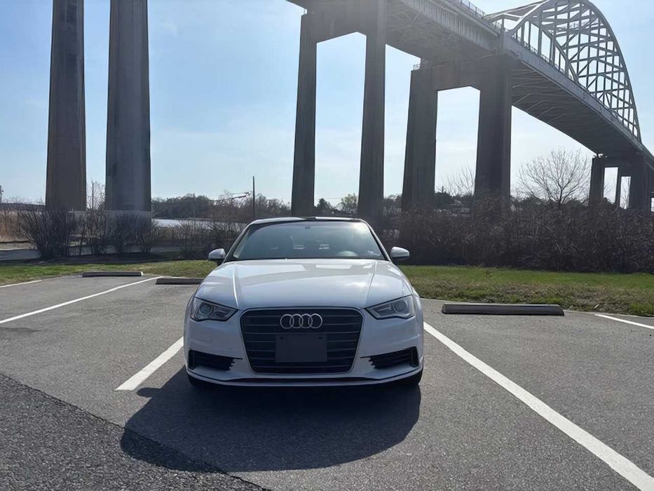 Audi A3 Premium      2015