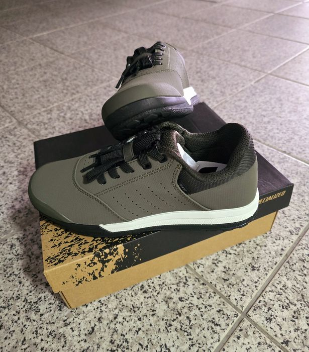 Sapatos Specialized BTT 2FO 41 - NOVOS
Clip 41p