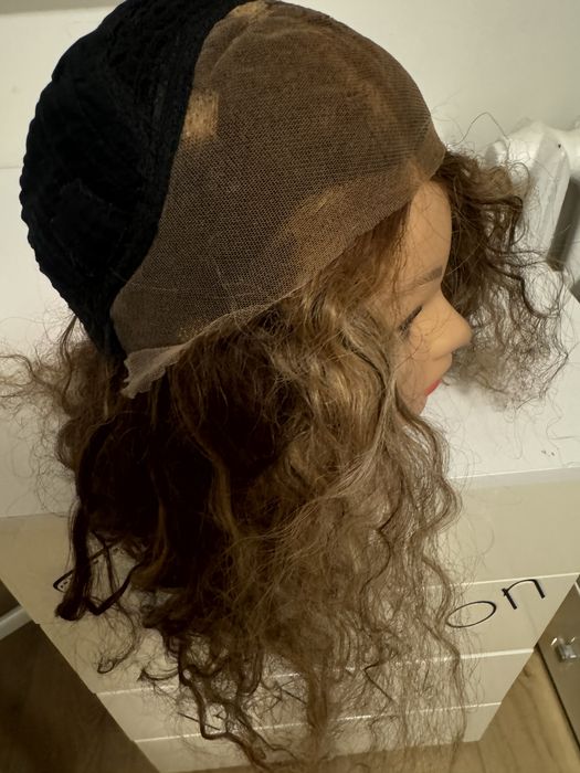 Peruka z naturalnych wlosow afro loki braz i blond lace front