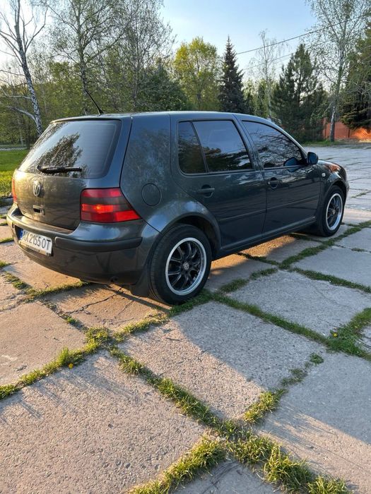 Volkswagen Golf4 2.газ/бензин
