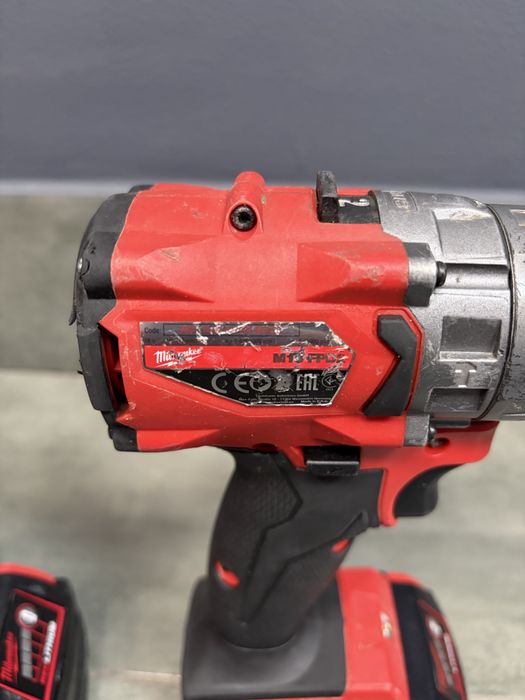 Гайковерт , шуруповерт Milwaukee M18