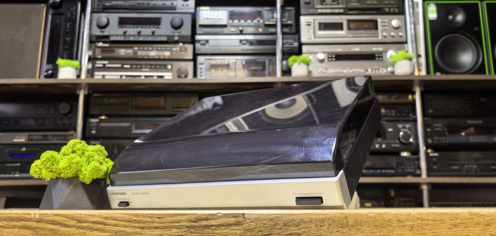 Вініловий програвач Universum CD 4095