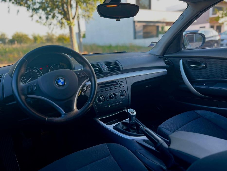 BMW 118 — fotografia 6