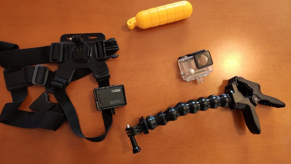 GoPro Hero 4 Black Edition + Various Extras64284406558467121