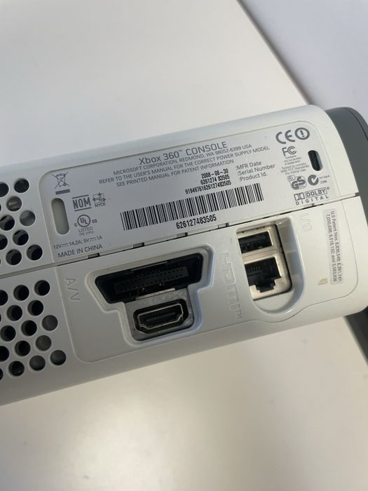 Konsola xbox 360 biała pad  sprawna