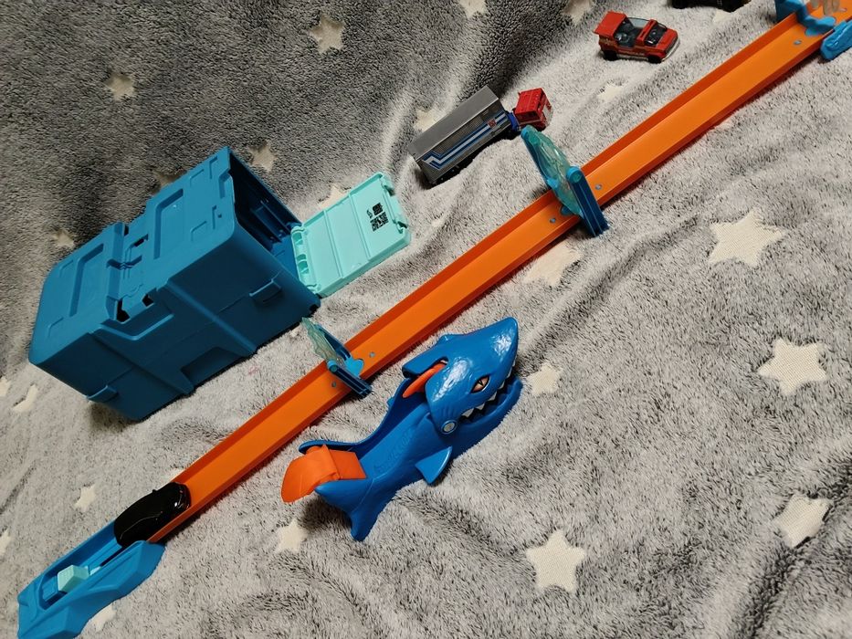 Zestaw hot wheels tor autka