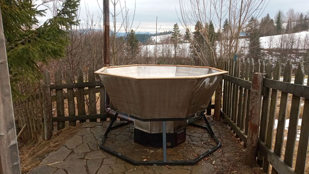 Чан з нержавійки,дерев'яні бочки,ванни.