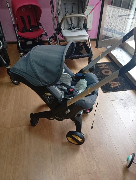 Carrinho de bebé compacto Doona