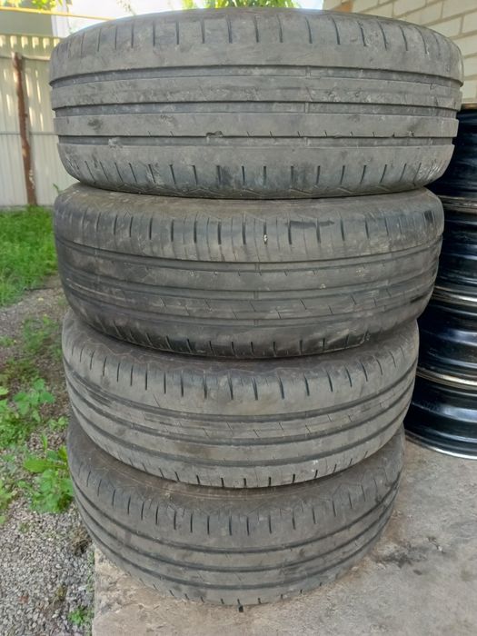 Резина літня 195/65 R15. Польща