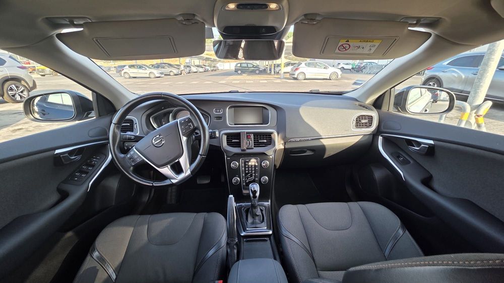 Volvo V40 2.0 D3 Momentum Geartronic