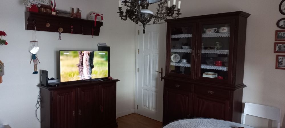 Cabide de parede em madeira