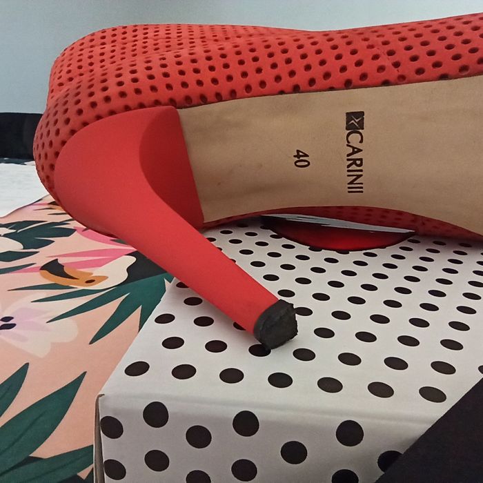 Szpilki Carinii by Maja Sablewska 40