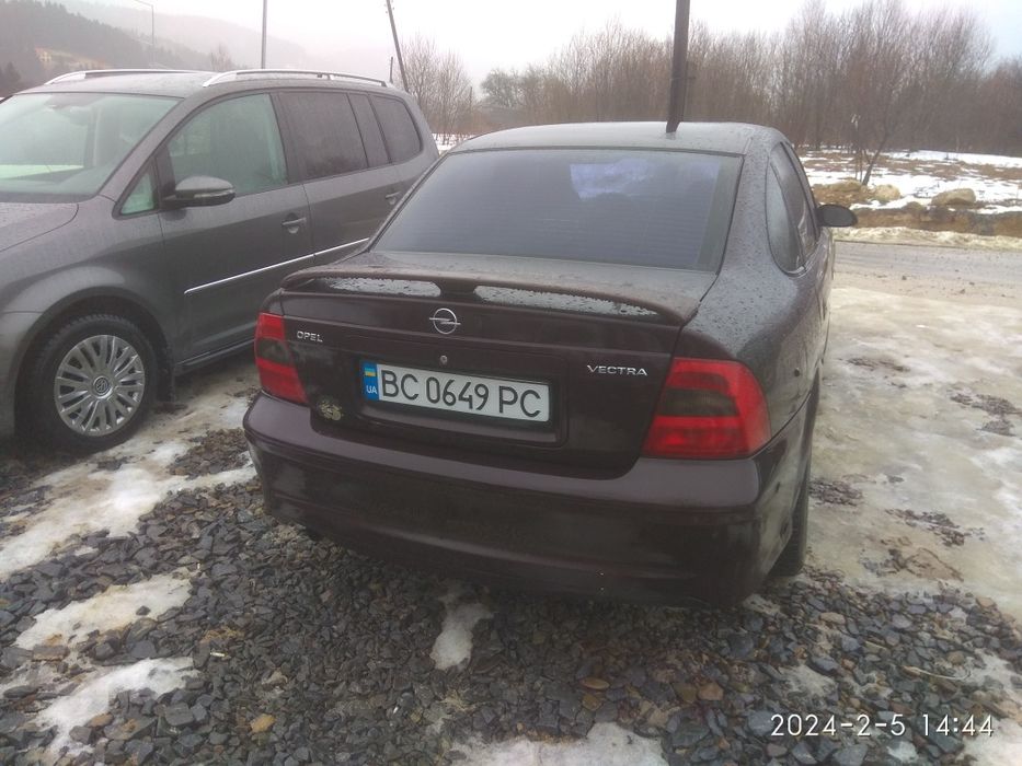 Продам Опеля Вектору Б