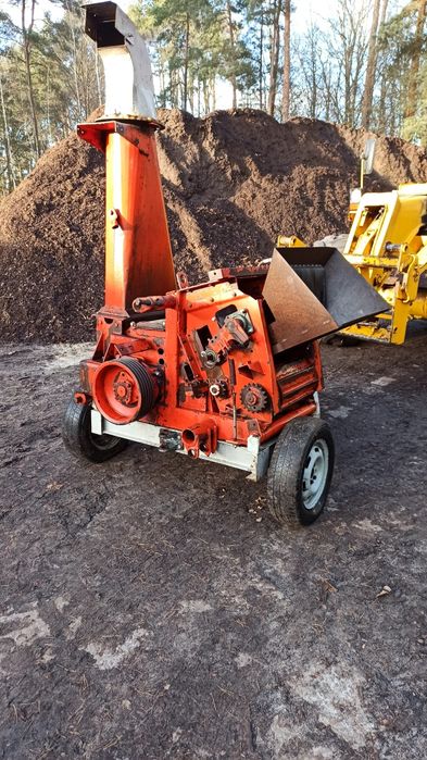 Rębak bębnowy napędzany WOM