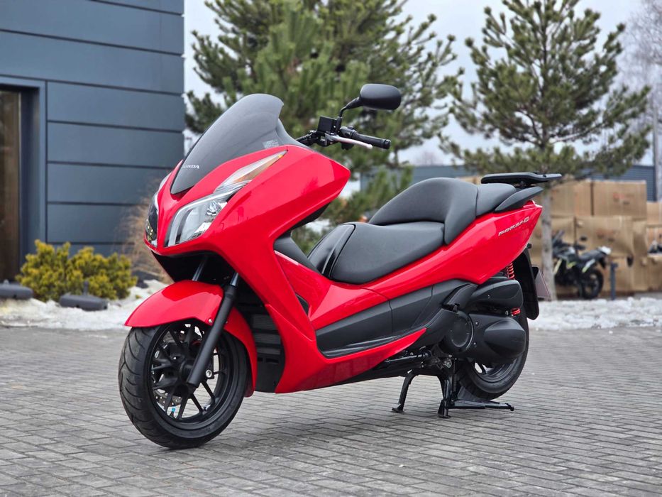 840 км пробег Honda Forza 250 Si MF12  Артмото  Надійний максі-скутер