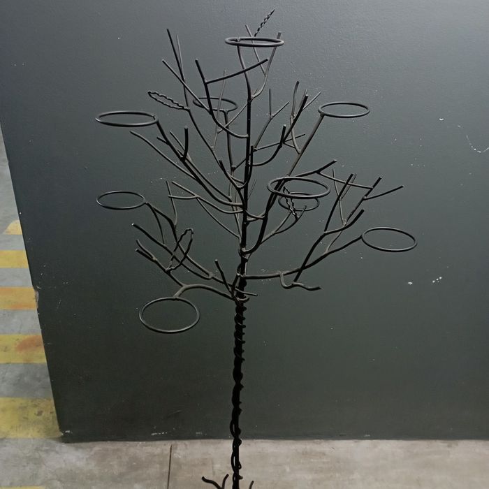 Candelabro de ferro forjado