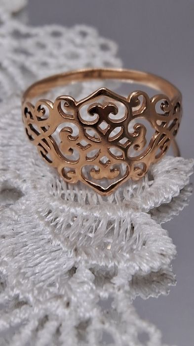 Золота каблучка 585