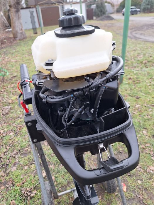 Silnik zaburtowy Suzuki 6km 4t