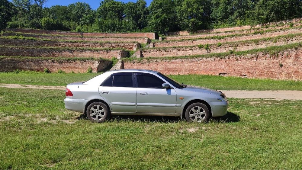 Mazda 626 GF 2.0