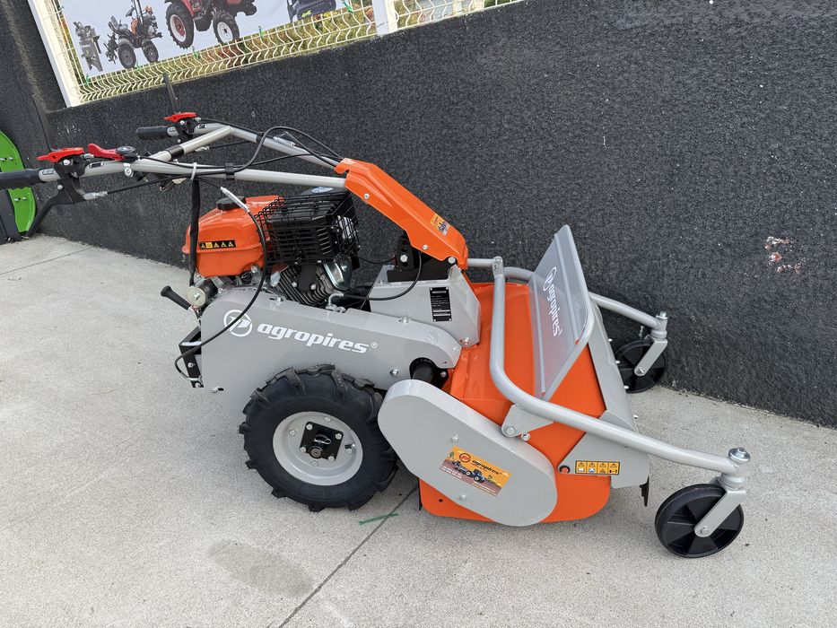 Triturador de martelos com motor de arranque