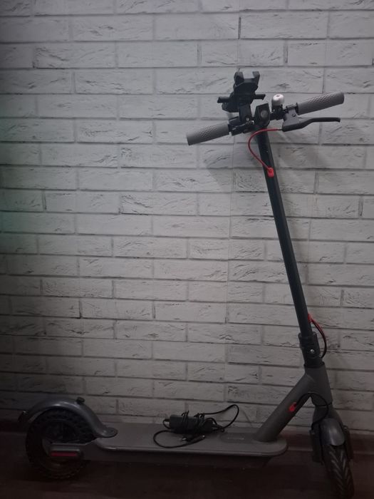 Hulajnoga elektryczna Rebel