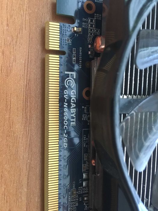 Відеокарта GIGABYTE GeForce GTX660 GV-N660OC-2GD